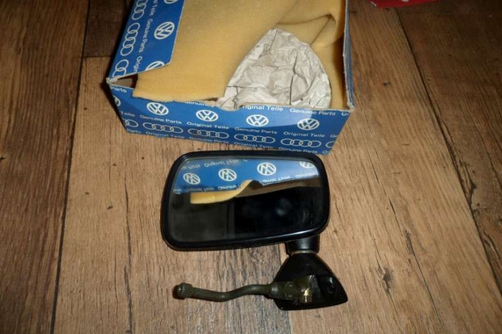 Spiegel links regelbaar binnenin voor passat 32b
