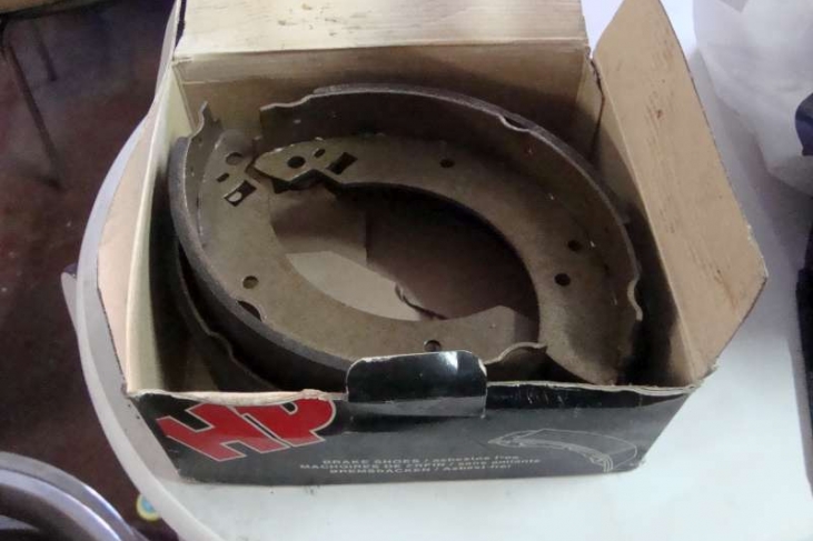 Remschoenset achter Ford Escort / Capri