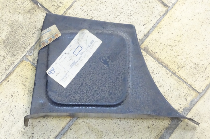 Aansluitplaat voor langsdrager rechts Golf 2