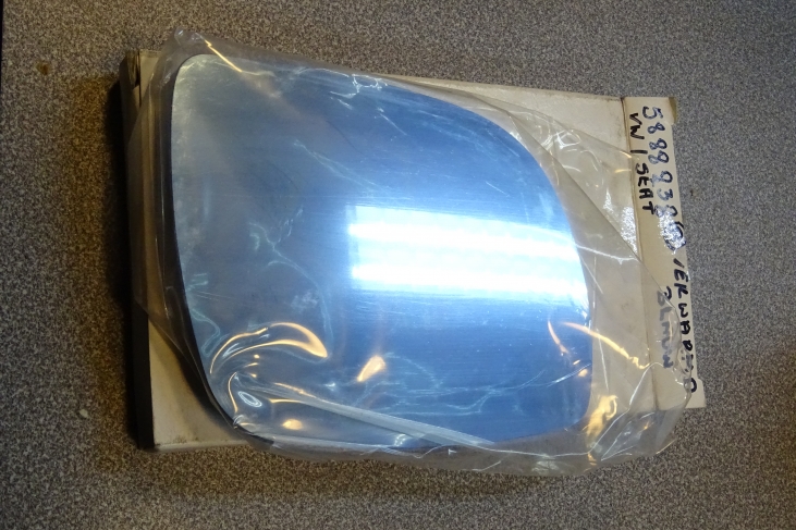 Spiegelglas rechts Seat Arosa / Cordoba / Ibiza  Vw Golf 4 / Bora / Polo