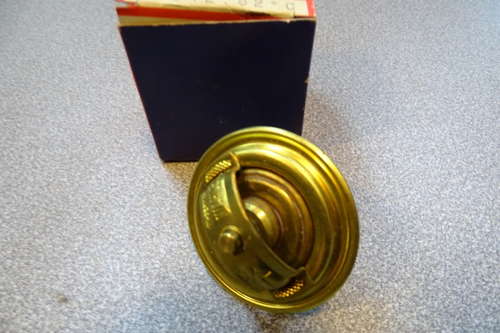 Thermostaat 82°C Mitsubishi / Suzuki