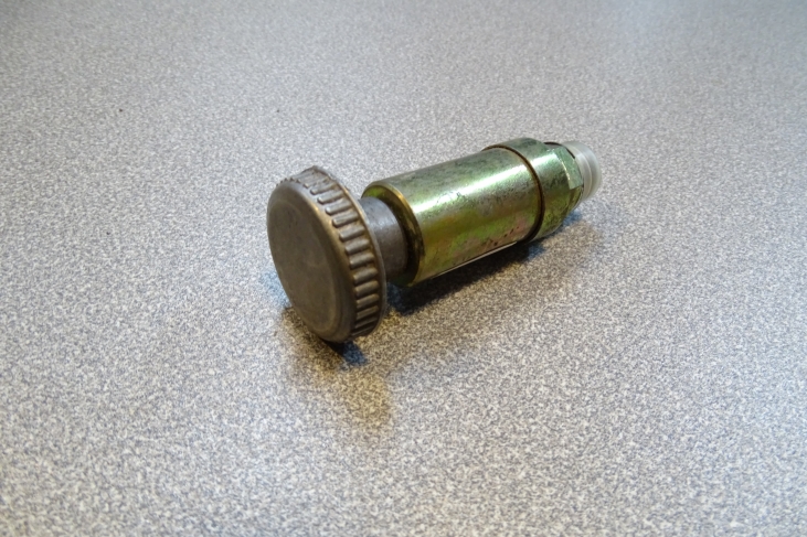 Opvoerpomp voor diesel Mercedes W115 / W123 / T1 / T2 / Unimog