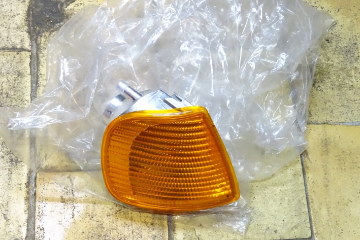 Knipperlicht rechts Vw Caddy / Polo Classic / Seat Cordoba / Ibiza