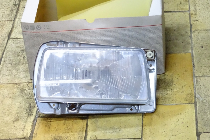 Koplamp rechts Vw Jetta 2 