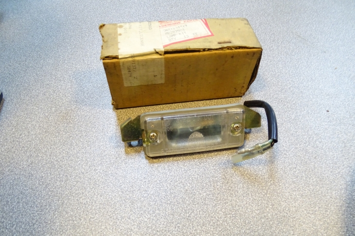 Nummerplaatverlichting Mitsubishi Cordia