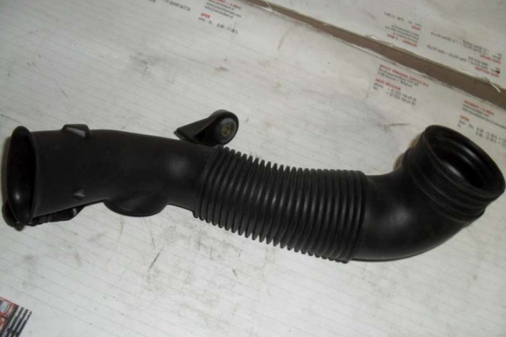 Luchtfilterbuis Polo 95-02, Lupo 99-05, Seat Arosa 97-04